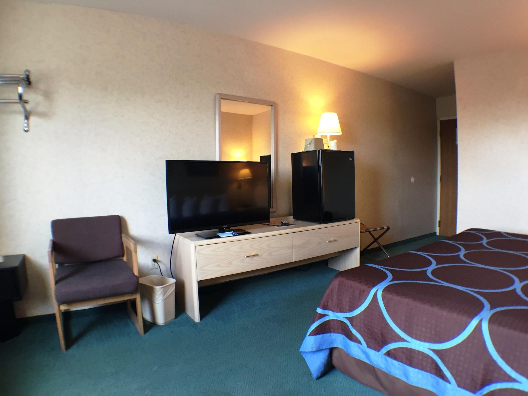 ซูเปอร์ 8 บาย วินด์แฮม แคนันไดกัว Hotel คานานไดกัว ภายนอก รูปภาพ