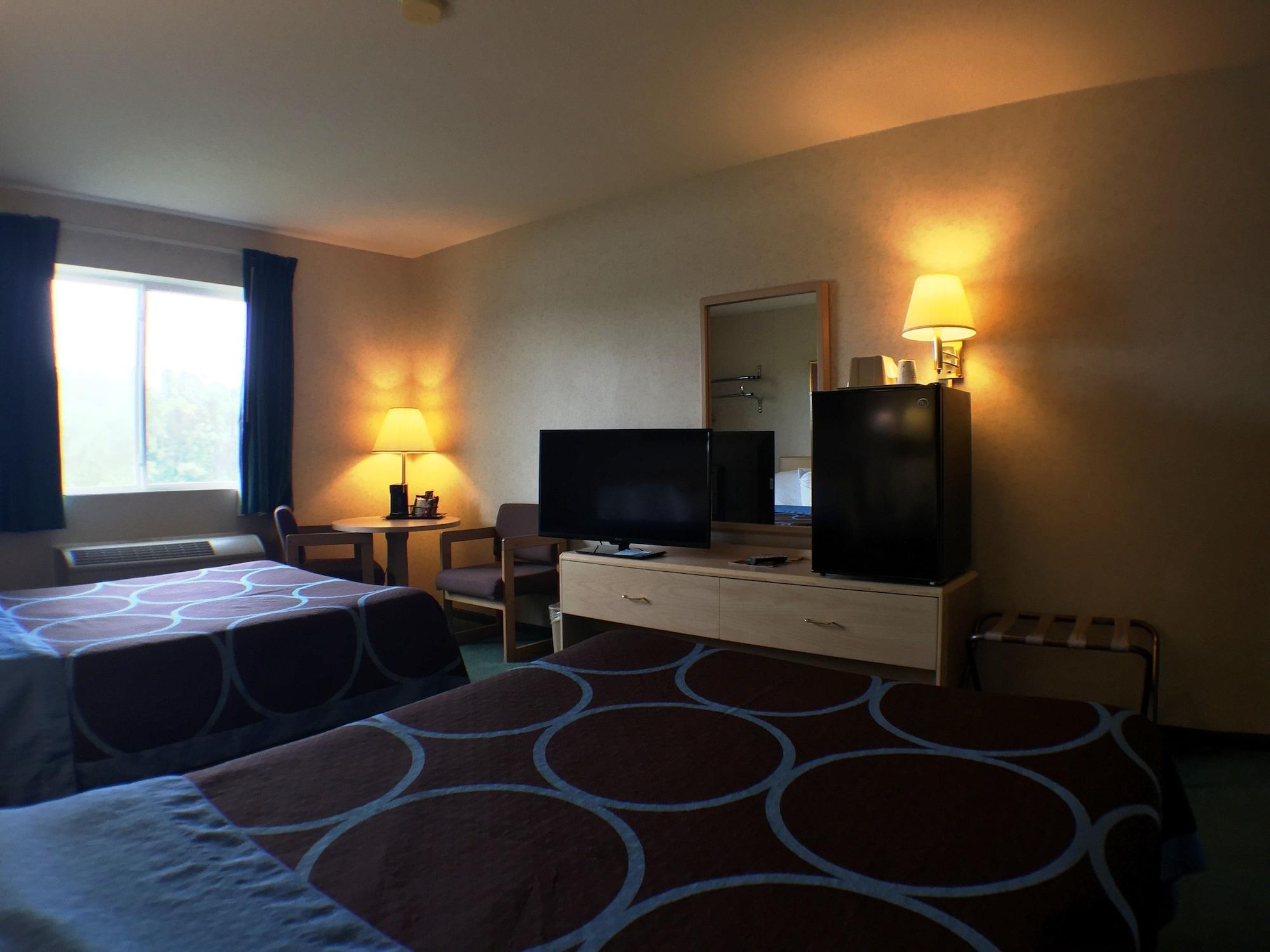 ซูเปอร์ 8 บาย วินด์แฮม แคนันไดกัว Hotel คานานไดกัว ภายนอก รูปภาพ
